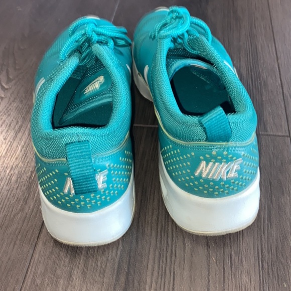 EUC Air max Thea Nikes - Picture 6 of 6